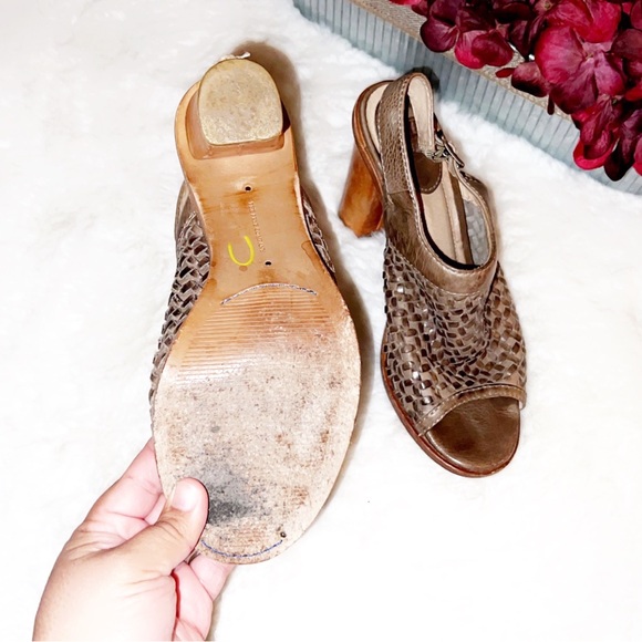 FRYE Sofia Woven Sling Heel - Picture 5 of 7